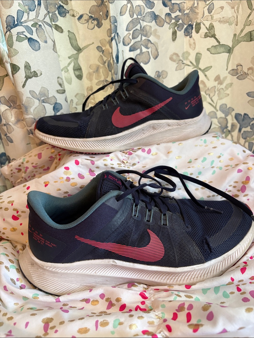 Woman’s Nike Running Shoes Navy and Pink Size 8